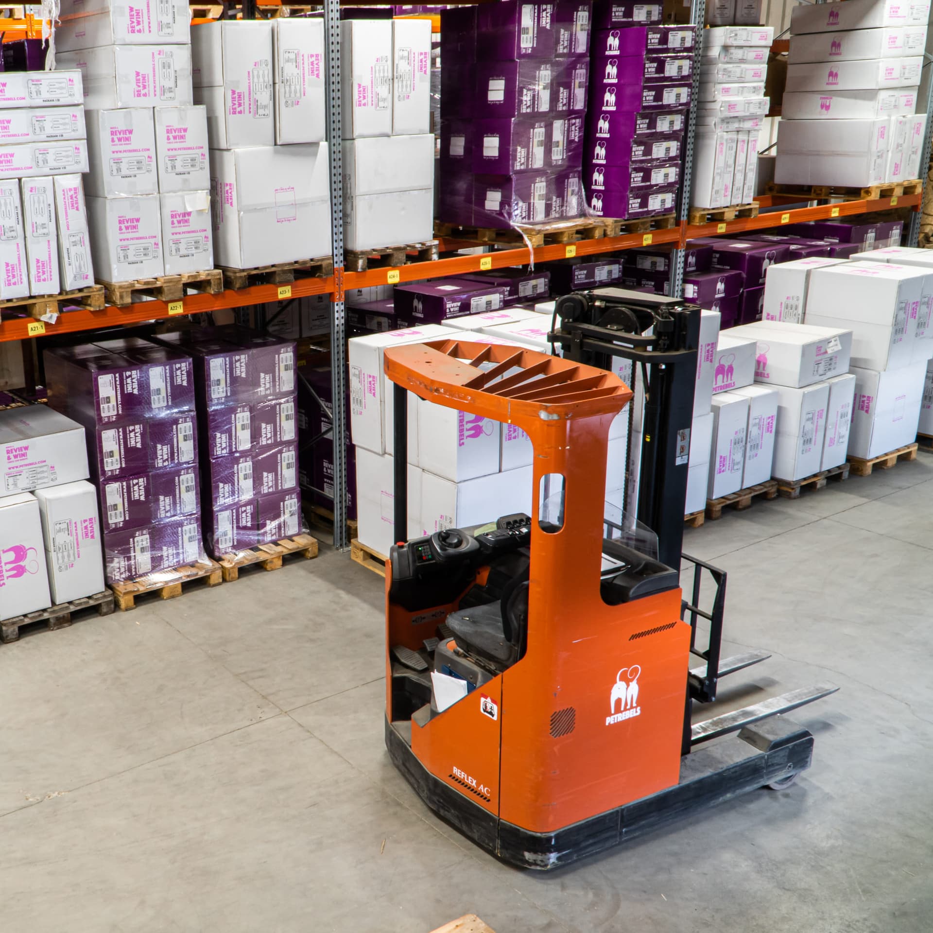 Heftruck in magazijn